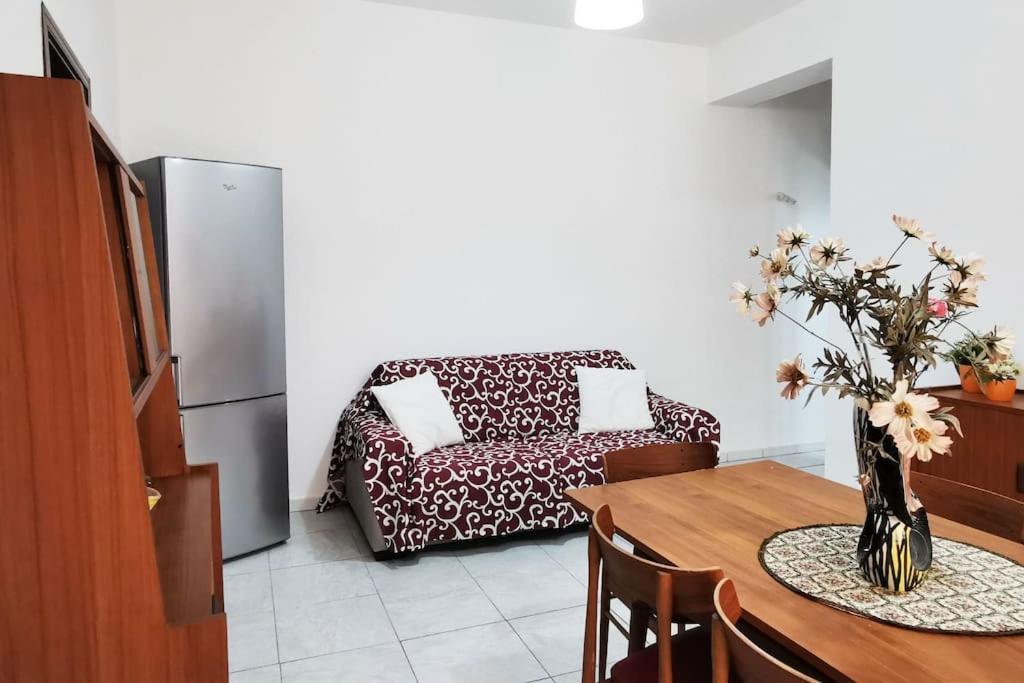 Casa Valentina A 100 M Dal Mare Apartment Santa Flavia Ngoại thất bức ảnh